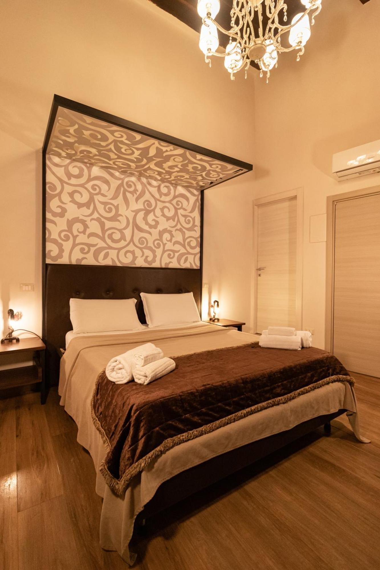 Duomo Luxury Suites 那不勒斯 外观 照片